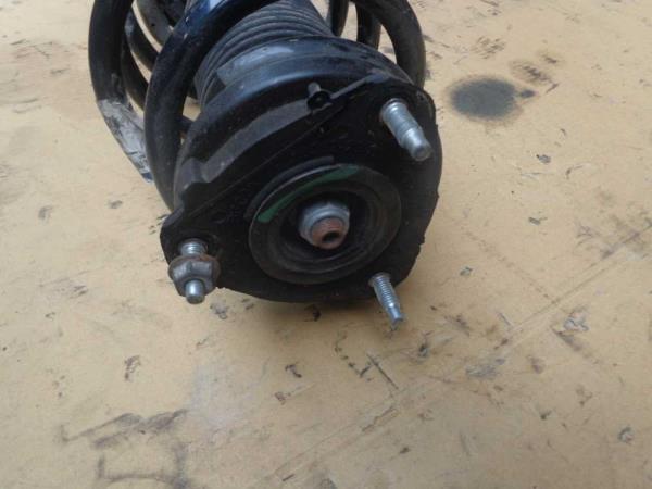 AMORTISSEUR AVANT FORD MONDEO 2000+ - Vue 3